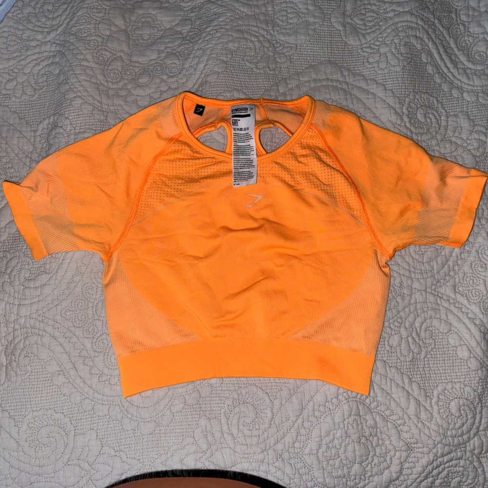 5- ULTRA SEAMLESS GYMSHARK CROP TOPS- BLACK, BLUE, PINK, TEAL, & ORANGE MEDIUM - Picture 13 of 15